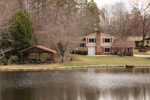 111 Buckingham Rd, Easley, SC 29640 photo 5