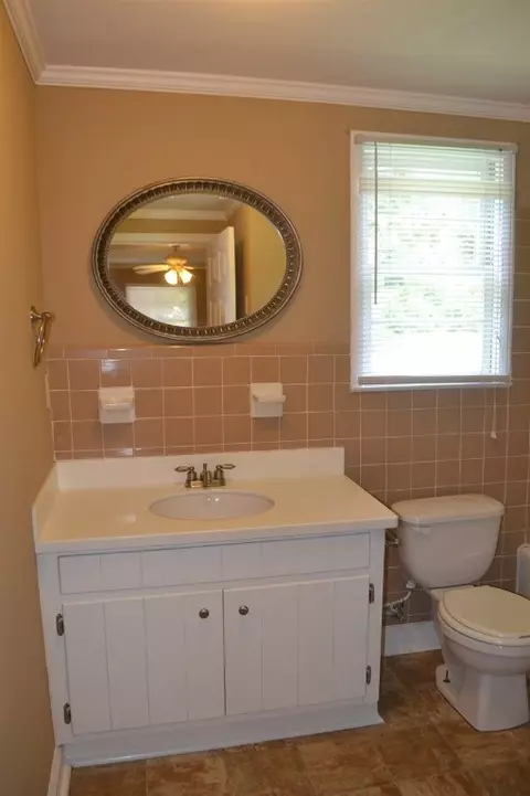 215 Charleston Ave, Clemson, SC 29631 photo 9