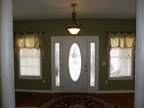 110 Stonewall Ct, Easley, SC 29642 photo 2