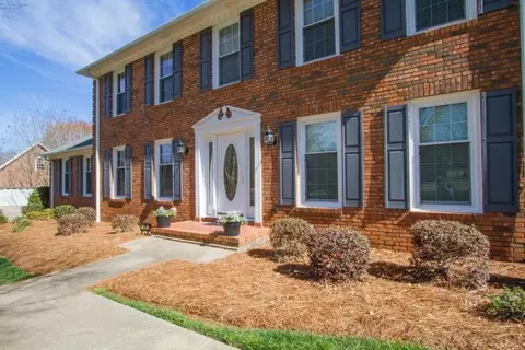 201 Carnoustie Dr, Easley, SC 29642 photo 2