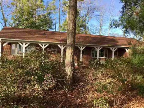 243 Travis Rd, Starr, SC 29684 photo 3
