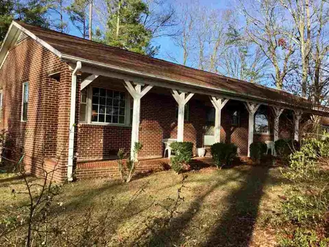 243 Travis Rd, Starr, SC 29684 photo 2