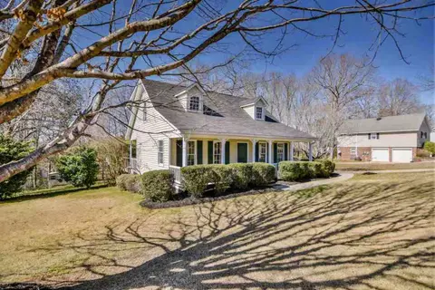 112 Davidson Dr, Easley, SC 29642 photo 2