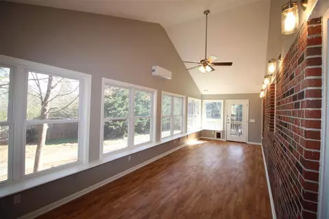 147 Brookbend Rd, Central, SC 29630 photo 4