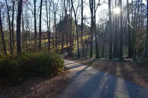 615 Debra Dr, Westminster, SC 29693 photo 2
