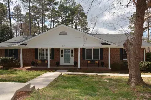 107 Colleton Ct, Clemson, SC 29631 photo 2