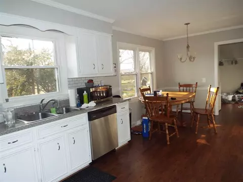 111 Morris St, Central, SC 29630 photo 8
