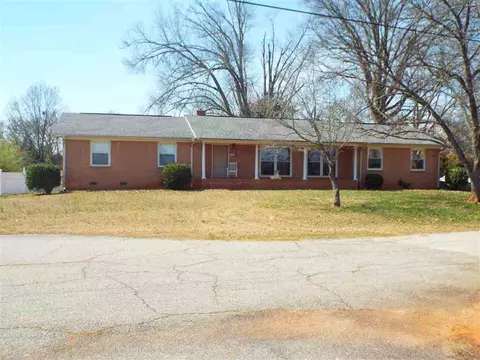 111 Morris St, Central, SC 29630 photo 1