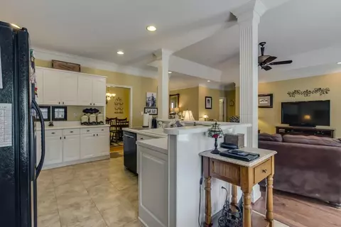 320 Smithfield Dr, Anderson, SC 29621 photo 17