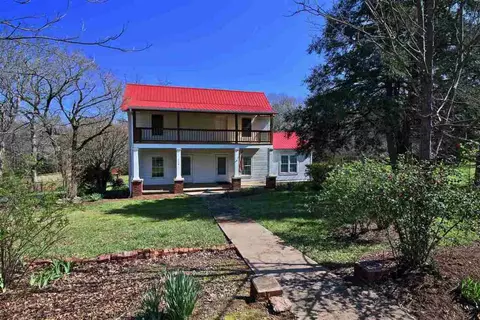 126 Cateechee Trl, Central, SC 29630 photo 2