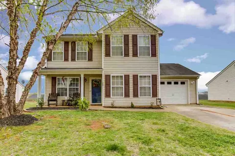 220 Spring St, Duncan, SC 29334 photo 1