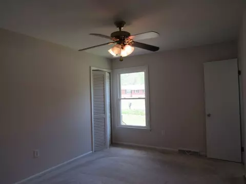 204 Timberlane Dr, Easley, SC 29642 photo 17