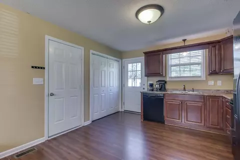 224 Mark St, Easley, SC 29640 photo 16