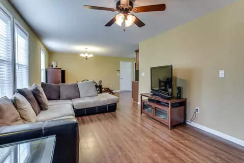 224 Mark St, Easley, SC 29640 photo 7