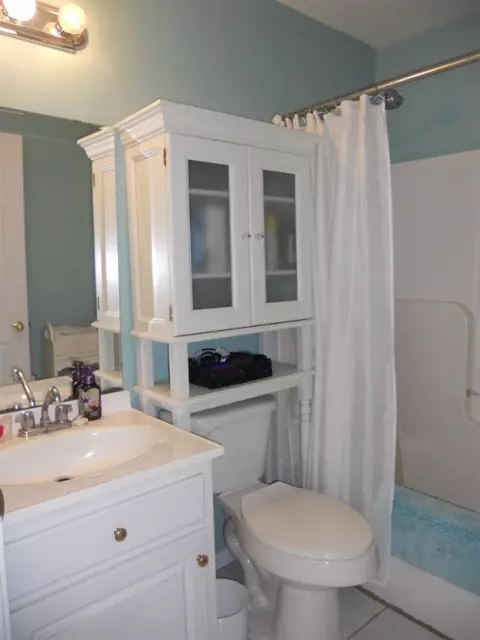 204 E 3rd Ave, Easley, SC 29640 photo 9