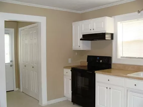 120 Cobb St, Easley, SC 29640 photo 6