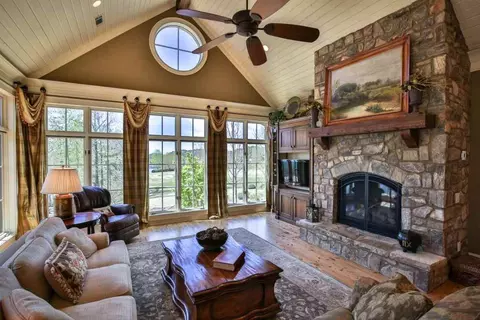 440 Augusta Way, Sunset, SC 29685 photo 4