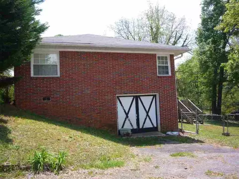 403 Walnut St, Walhalla, SC 29691 photo 11