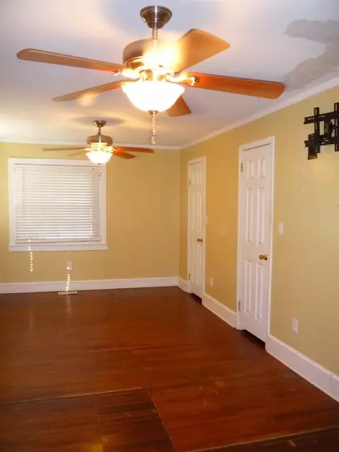 403 Walnut St, Walhalla, SC 29691 photo 8