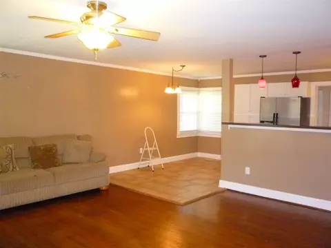 403 Walnut St, Walhalla, SC 29691 photo 5
