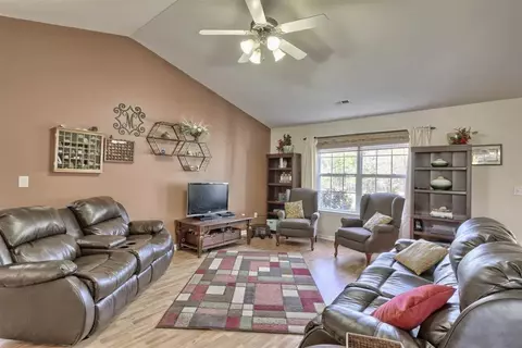 116 Spring Estates Dr, Liberty, SC 29657 photo 5