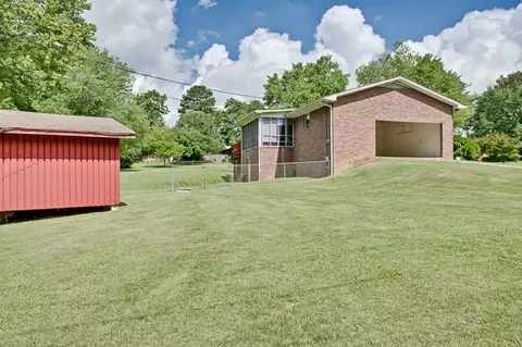 303 Cedar Cir, Easley, SC 29642 photo 3