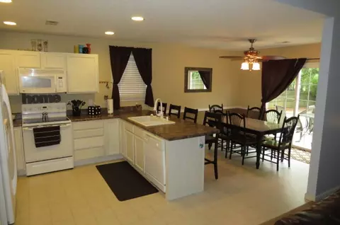 104 Stevens Ct, Williamston, SC 29697 photo 4