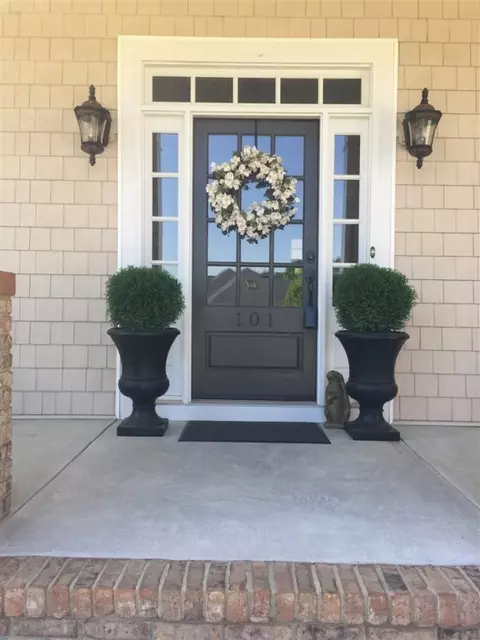 101 Ashe Ct, Easley, SC 29642 photo 2