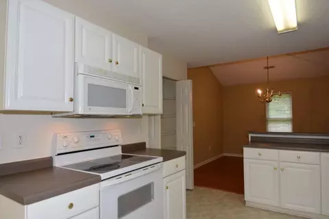125 Wisteria Way, Pendleton, SC 29670 photo 8