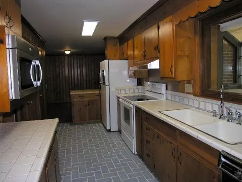111 Gregory, Clemson, SC 29631 photo 14