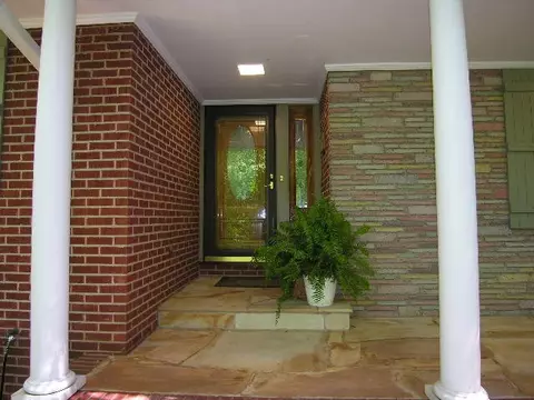 111 Gregory, Clemson, SC 29631 photo 3