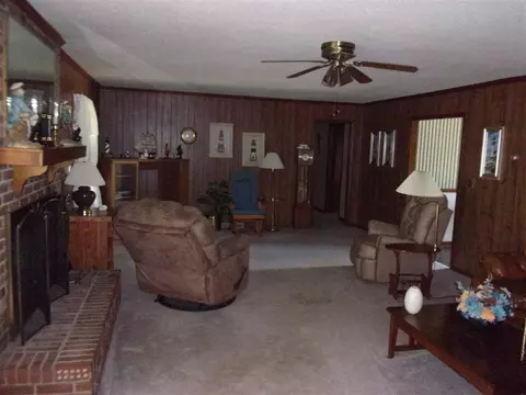 209 Warrington Dr, Easley, SC 29642 photo 5