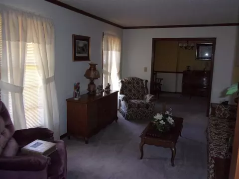 209 Warrington Dr, Easley, SC 29642 photo 6