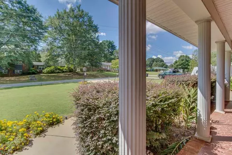 209 River Dr, Williamston, SC 29697 photo 6