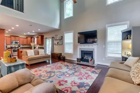 320 W Sundance, Easley, SC 29642 photo 8