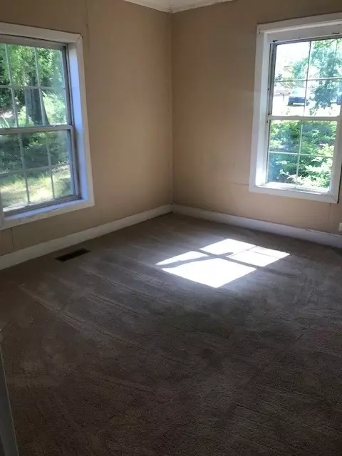 619 E Orr St, Anderson, SC 29621 photo 3