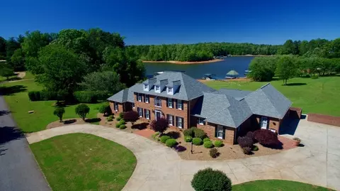 300 Stephen King Dr, Anderson, SC 29621 photo 1