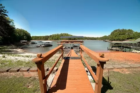 300 Stephen King Dr, Anderson, SC 29621 photo 3