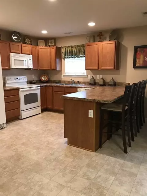 117 Stevens Ct, Williamston, SC 29697 photo 3