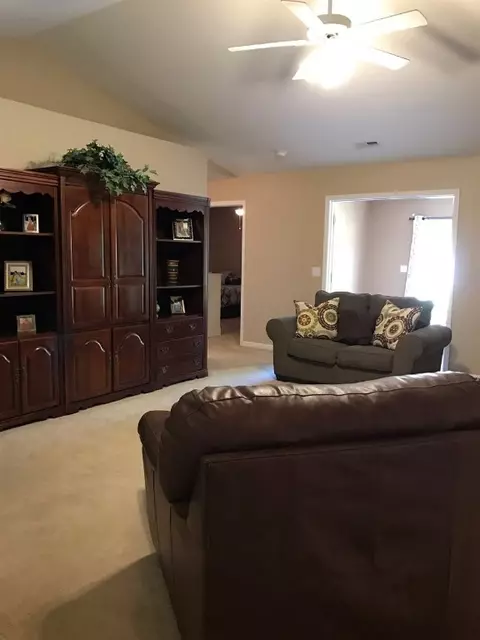 117 Stevens Ct, Williamston, SC 29697 photo 9