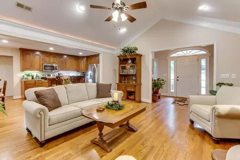 304 Brookstone Way, Central, SC 29630 photo 4