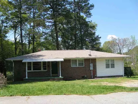 8 Shaw Dr, Williamston, SC 29697 photo 1