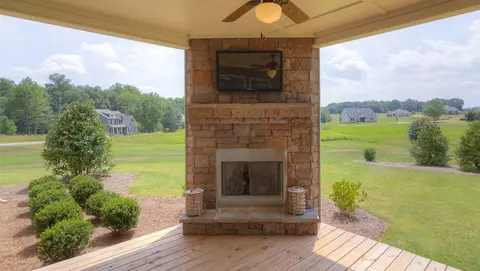 1 Sparrow Dr, Williamston, SC 29697 photo 4
