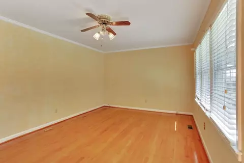 6 Glendale Ave, Williamston, SC 29697 photo 8