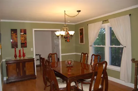 1207 Pineview Dr, Easley, SC 29642 photo 9