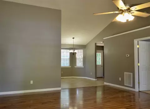 117 Ervin St, Honea Path, SC 29654 photo 2