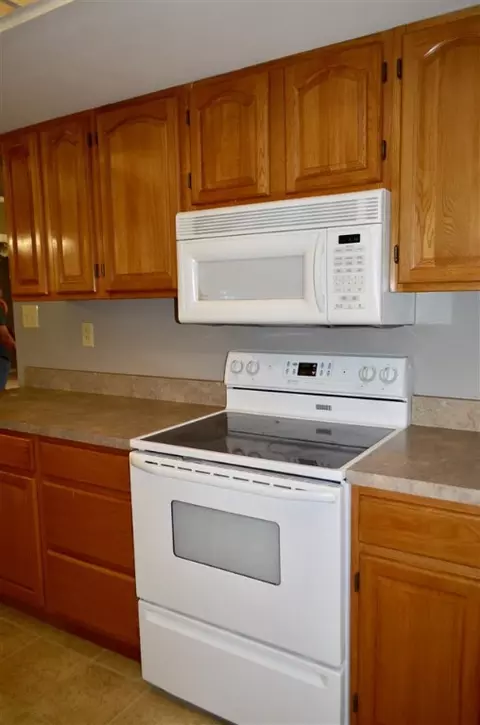 117 Ervin St, Honea Path, SC 29654 photo 5