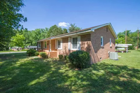 301 Elizabeth St, Honea Path, SC 29654 photo 3