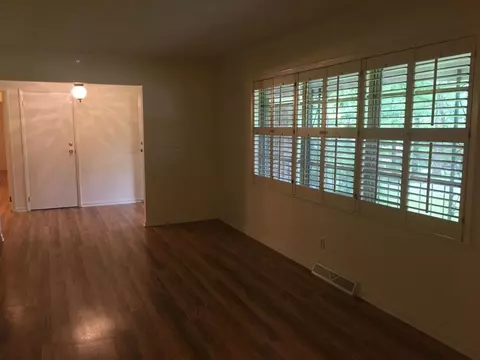 105 Hillandale Rd, Pendleton, SC 29670 photo 5