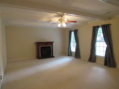 225 Longview Dr, Williamston, SC 29697 photo 6